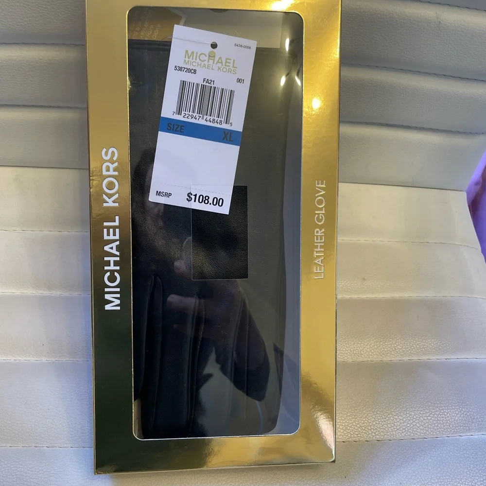 Michael Kors Leather Black Gloves Gold Button Touch Tip Gift Box MSRP $108 NEW